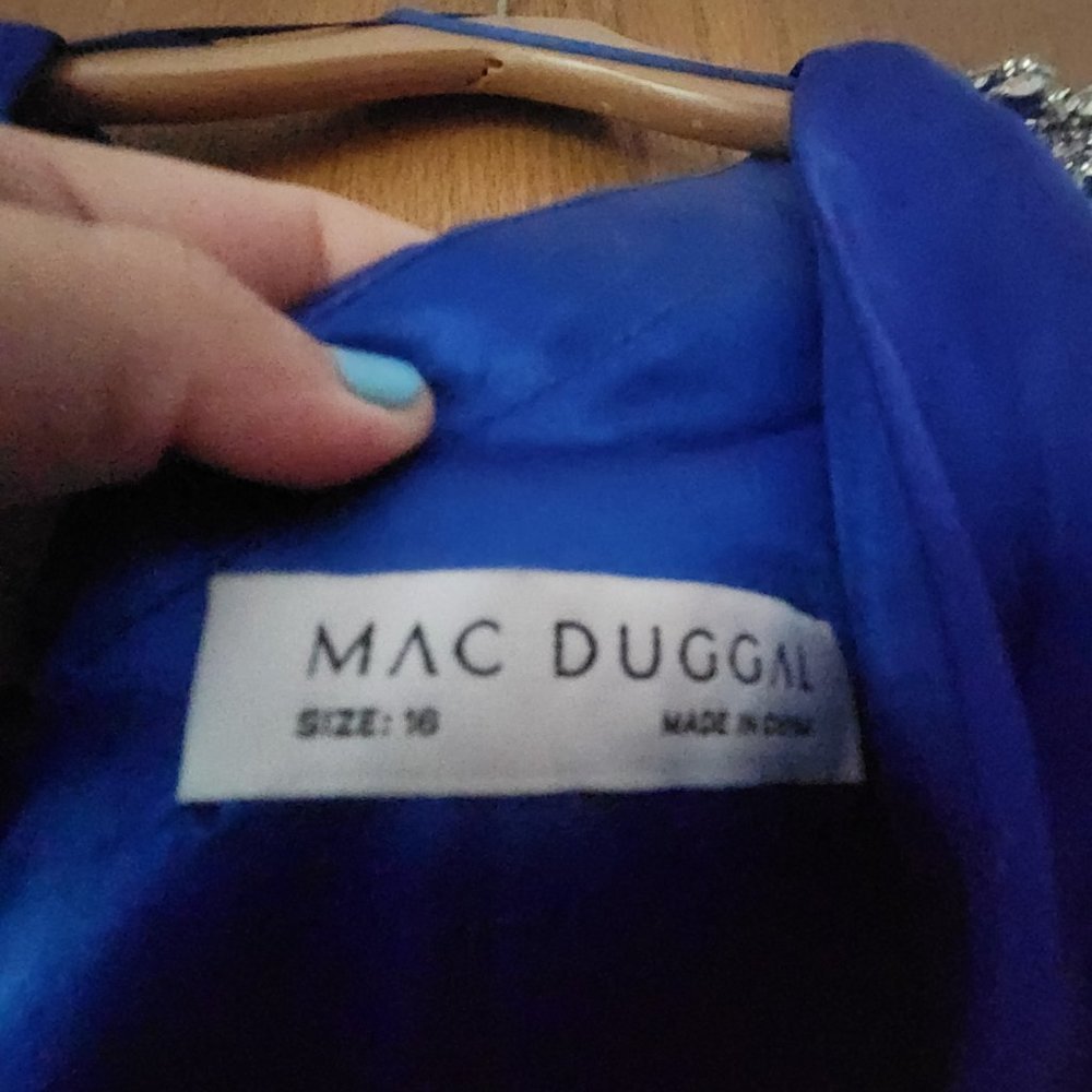 Mac Duggal Dress - Picture 5 of 7